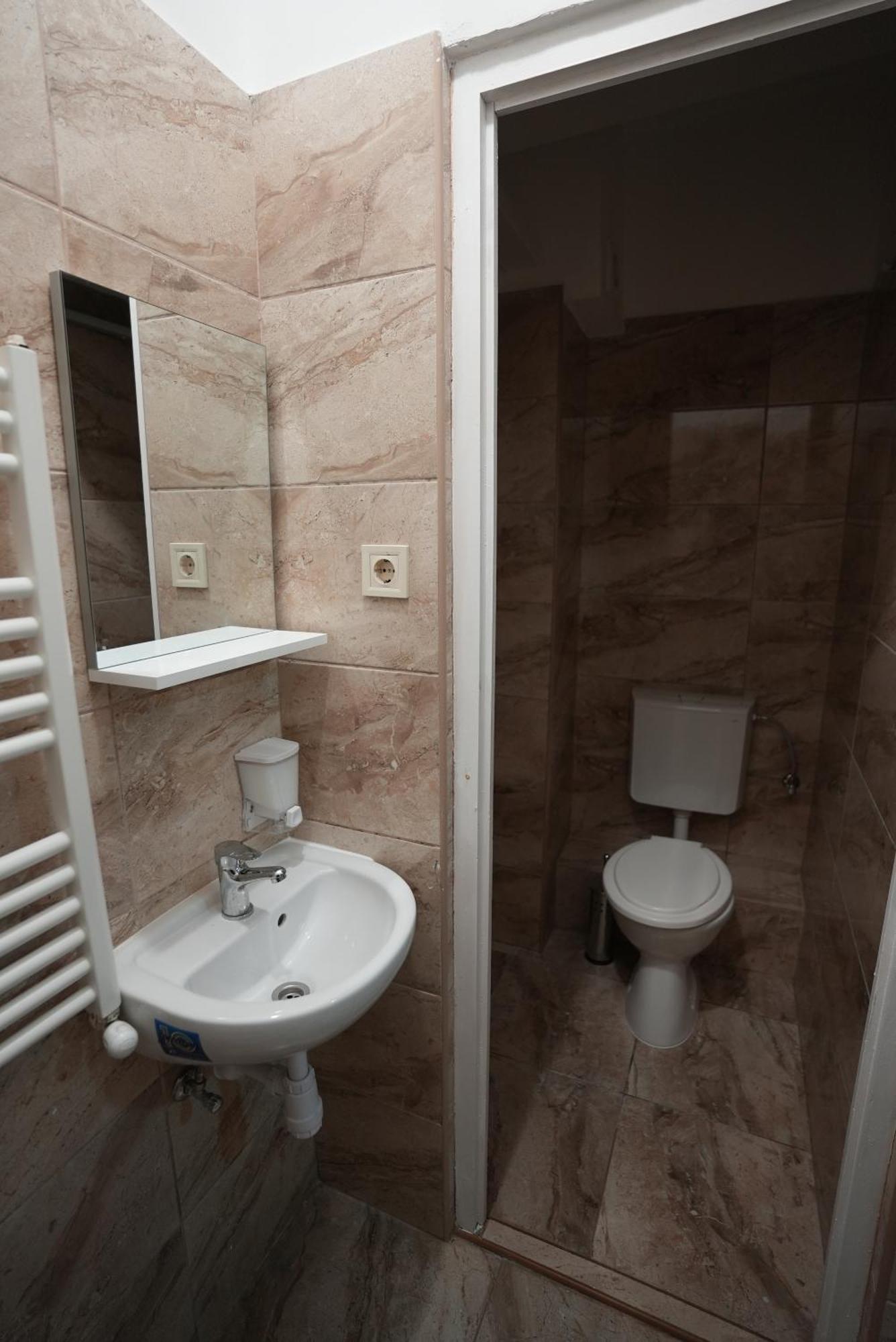Center Hostel And Guest House بودابست المظهر الخارجي الصورة