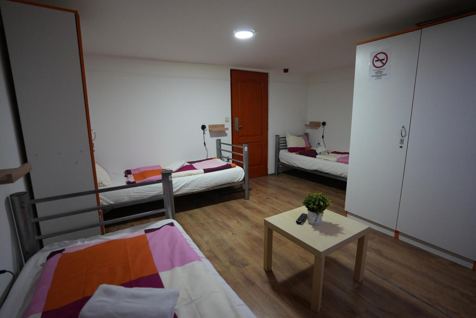 Center Hostel And Guest House بودابست المظهر الخارجي الصورة