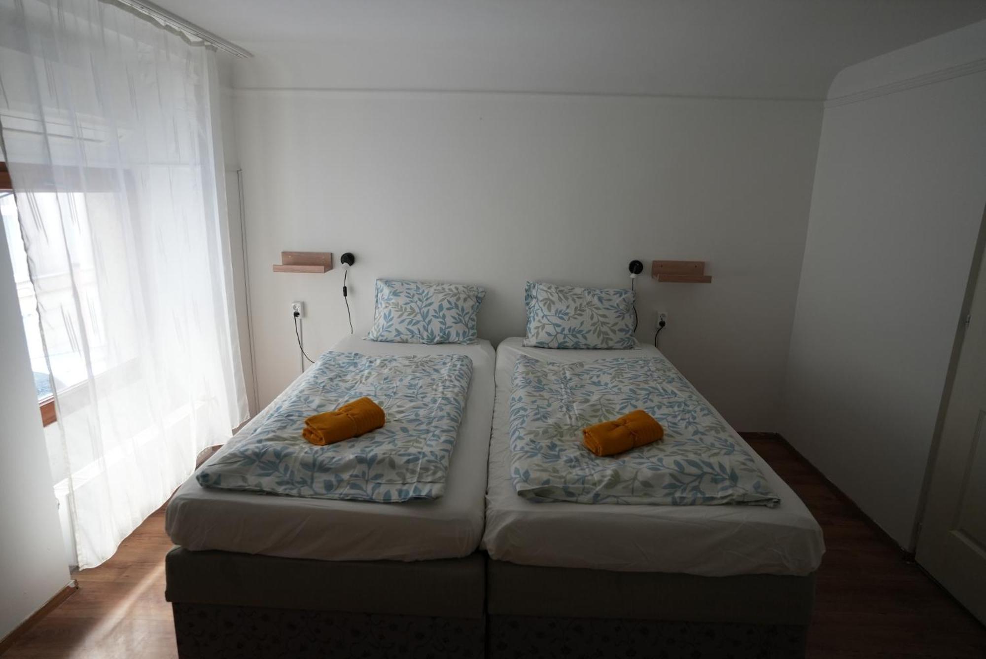 Center Hostel And Guest House بودابست المظهر الخارجي الصورة